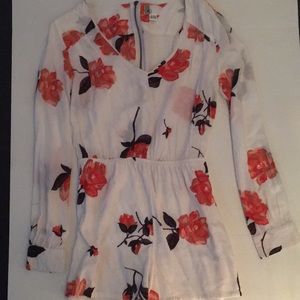 Low cut Floral Romper